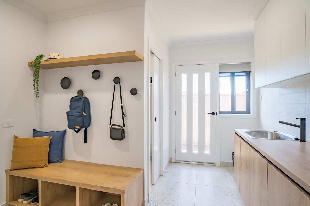 The Rosella - Alatalo Bros- display home-laundry- wodonga builder-mudroom