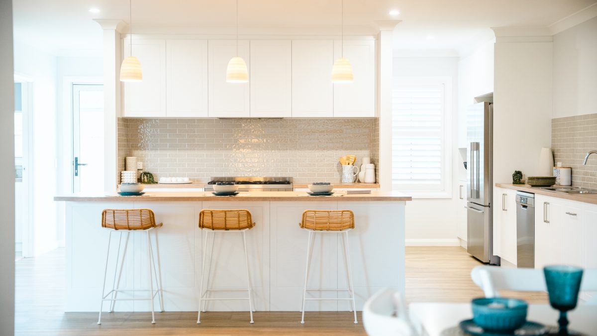 Kitchen-front -view-display-home-alatalo-bros